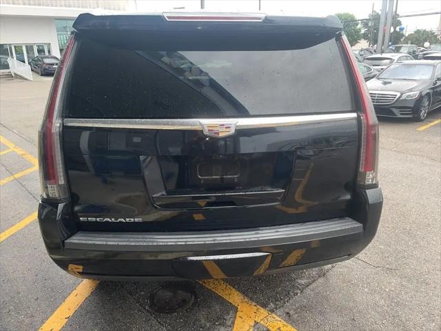 2020 Cadillac Escalade 2WD Luxury