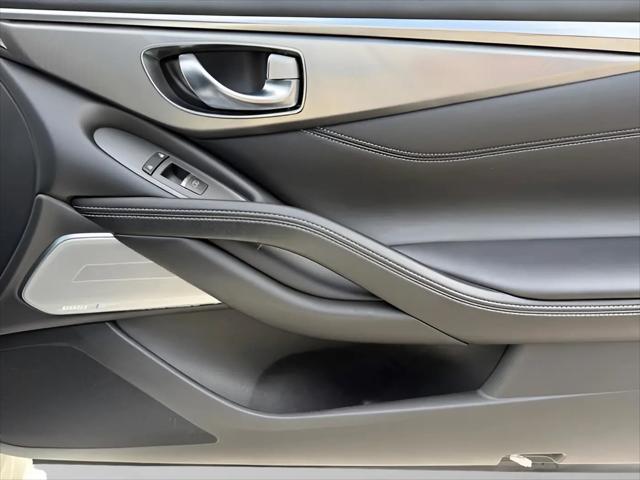 2019 INFINITI Q60 3.0t LUXE