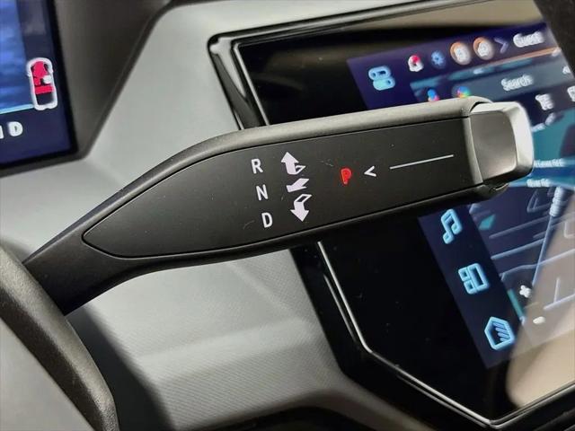 2027 Chevrolet Bolt LT FWD