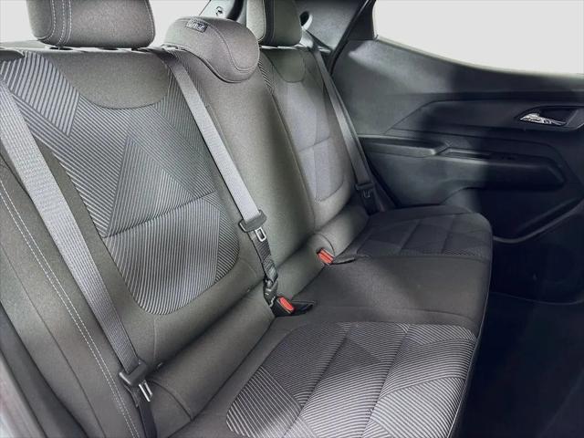 2027 Chevrolet Bolt LT FWD