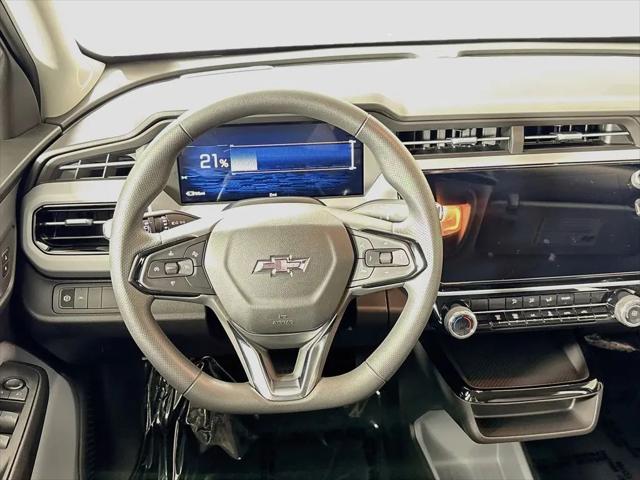 2027 Chevrolet Bolt LT FWD