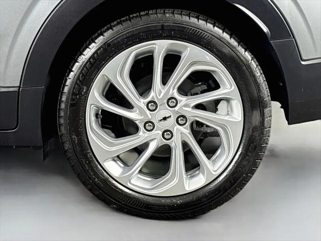 2027 Chevrolet Bolt LT FWD