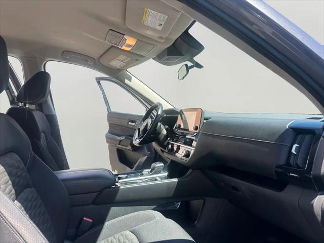 2022 Nissan Pathfinder SV 4WD