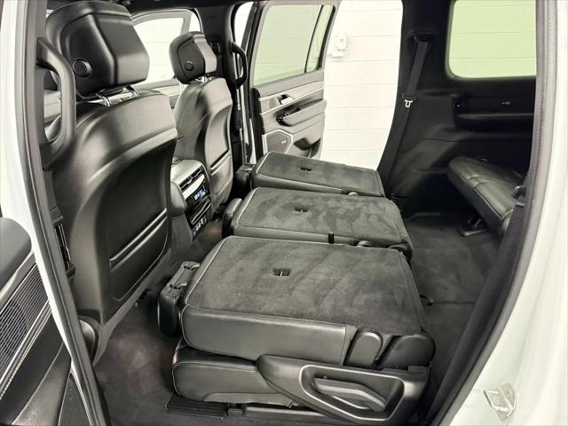 2024 Jeep Wagoneer Series II Carbide