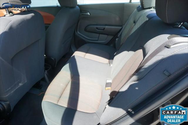 2016 Chevrolet Sonic LT Auto