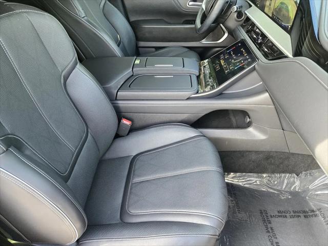 2025 INFINITI QX80 SENSORY AWD