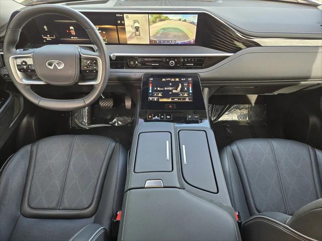 2025 INFINITI QX80 SENSORY AWD