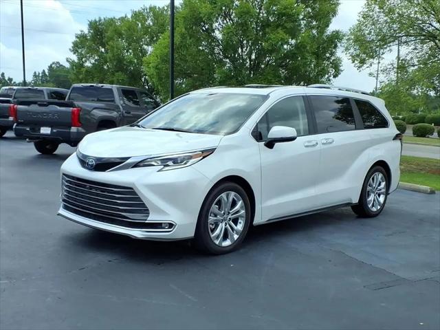 2022 Toyota Sienna Platinum