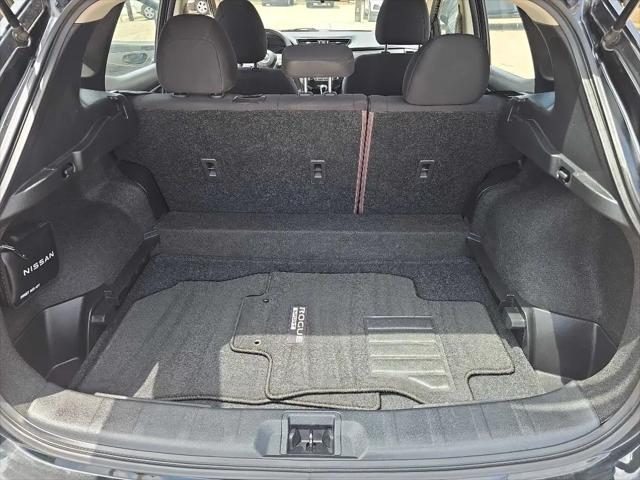 2022 Nissan Rogue Sport S FWD Xtronic CVT