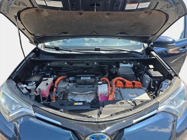 2018 Toyota RAV4 Hybrid XLE