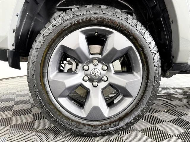 2020 Ram 1500 Big Horn Crew Cab 4x4 5'7" Box
