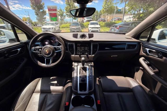 2016 Porsche Macan S
