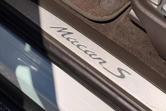 2016 Porsche Macan S