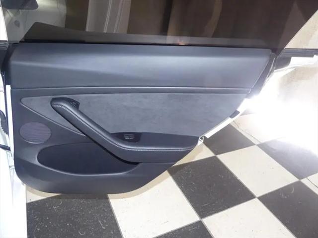 2022 Tesla Model 3 Rear-Wheel Drive