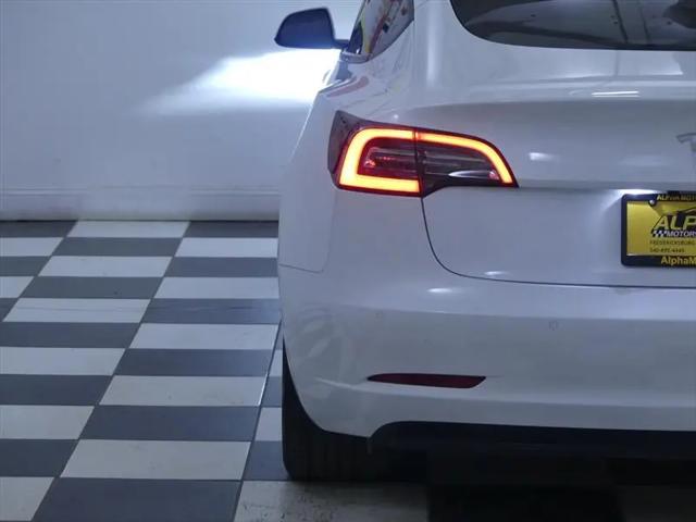 2022 Tesla Model 3 Rear-Wheel Drive