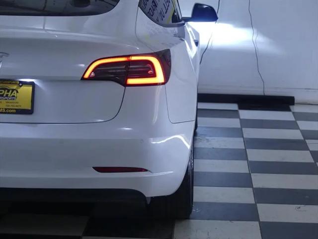 2022 Tesla Model 3 Rear-Wheel Drive