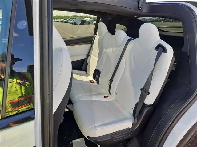 2022 Tesla Model X AWD