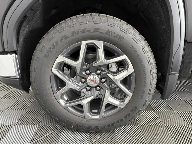 2026 GMC Sierra 1500 Crew Cab, Short Bed, SLT, 4WD