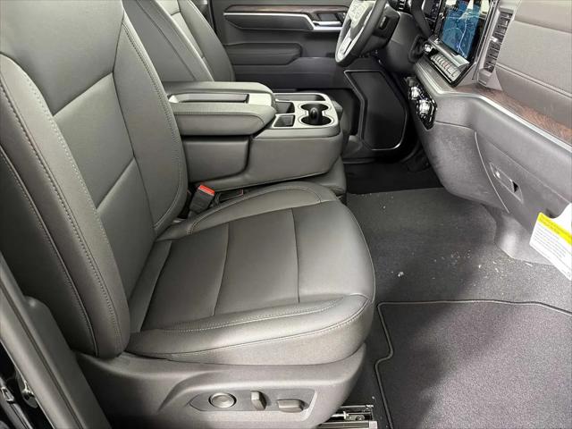 2026 GMC Sierra 1500 Crew Cab, Short Bed, SLT, 4WD