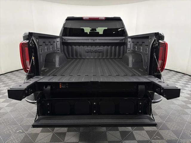 2026 GMC Sierra 1500 Crew Cab, Short Bed, SLT, 4WD