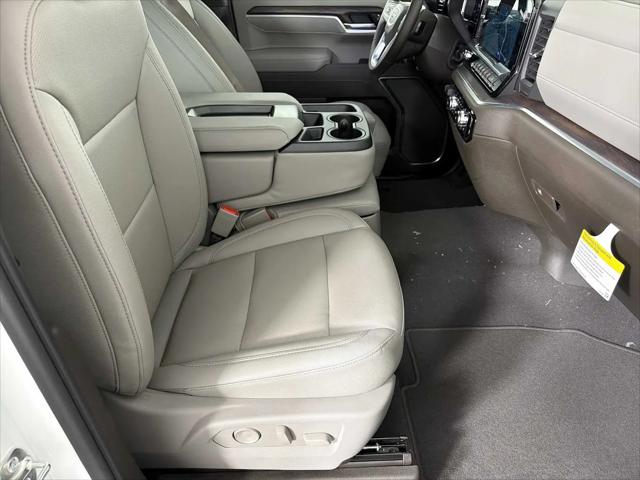 2026 GMC Sierra 1500 Crew Cab, Short Bed, SLT, 4WD