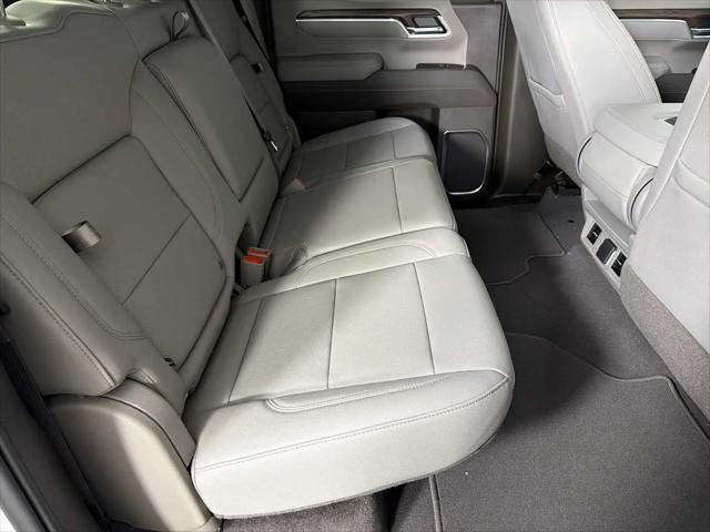 2026 GMC Sierra 1500 Crew Cab, Short Bed, SLT, 4WD