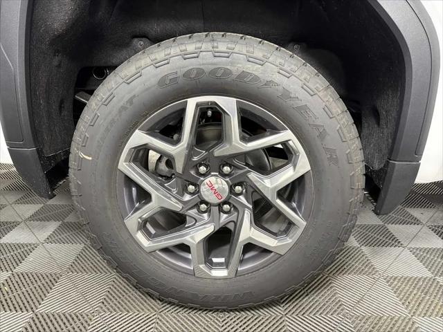 2026 GMC Sierra 1500 Crew Cab, Short Bed, SLT, 4WD