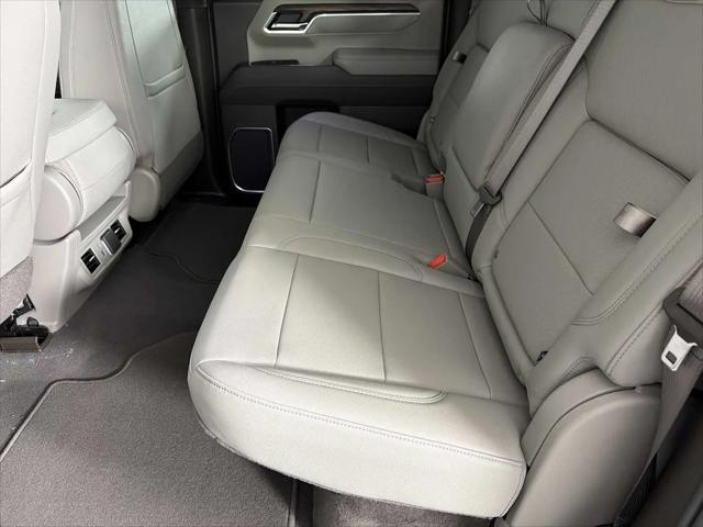 2026 GMC Sierra 1500 Crew Cab, Short Bed, SLT, 4WD