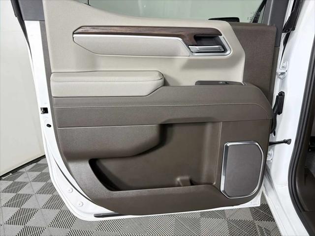 2026 GMC Sierra 1500 Crew Cab, Short Bed, SLT, 4WD