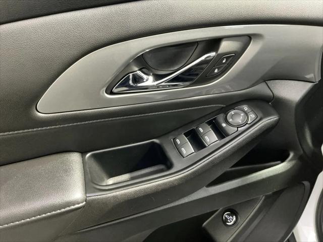 2023 Chevrolet Traverse AWD LT Cloth