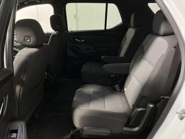 2023 Chevrolet Traverse AWD LT Cloth