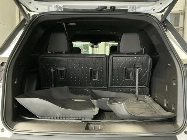 2023 Chevrolet Traverse AWD LT Cloth