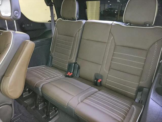 2025 GMC Yukon 4WD Denali Ultimate