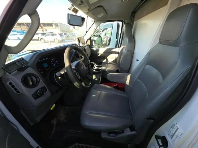 2023 Ford E-350 Cutaway Base