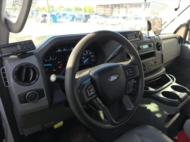2023 Ford E-350 Cutaway Base