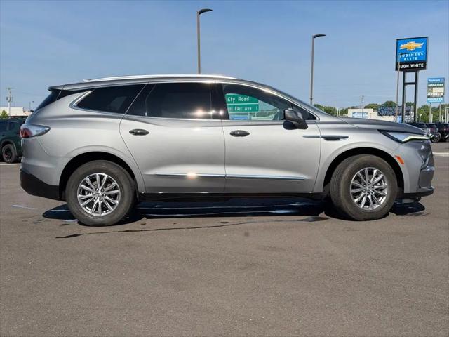 2023 Buick Enclave Essence AWD