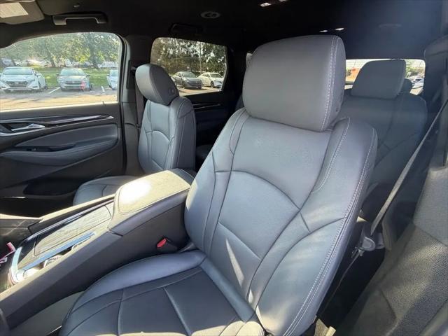 2023 Buick Enclave Essence AWD
