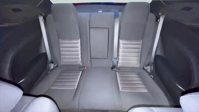 2010 Dodge Challenger SE