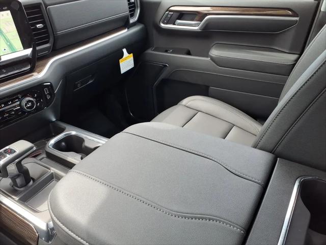 2026 Chevrolet Silverado 1500 4WD Crew Cab Standard Bed LT