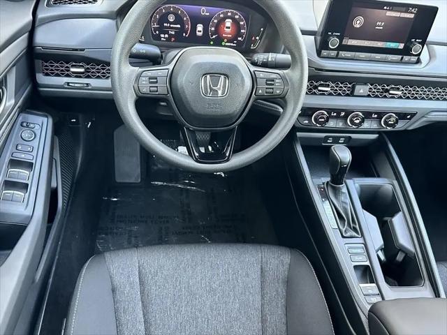 2025 Honda Accord Sedan SE