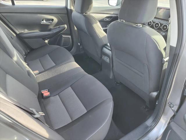 2022 Nissan Sentra SV Xtronic CVT