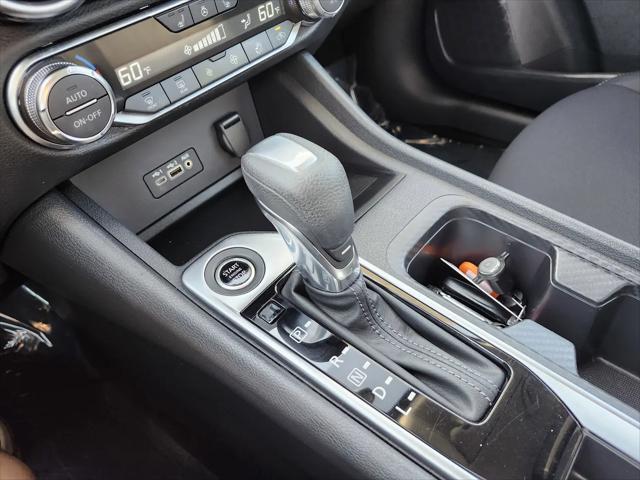 2022 Nissan Sentra SV Xtronic CVT