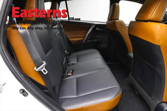 2018 Toyota RAV4 Hybrid SE