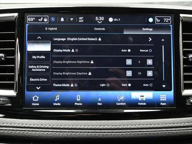 2024 Chrysler Pacifica Hybrid S Appearance Pkg