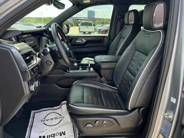 2025 GMC Yukon XL 4WD AT4 Ultimate