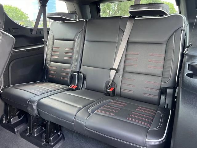 2025 GMC Yukon XL 4WD AT4 Ultimate