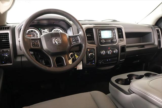 2017 Ram 1500 Express Crew Cab 4x4 5'7" Box