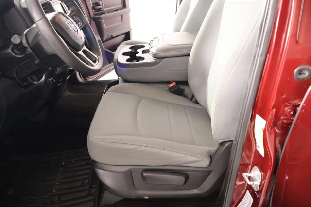 2017 Ram 1500 Express Crew Cab 4x4 5'7" Box