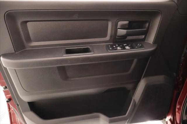 2017 Ram 1500 Express Crew Cab 4x4 5'7" Box