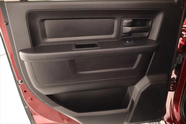 2017 Ram 1500 Express Crew Cab 4x4 5'7" Box